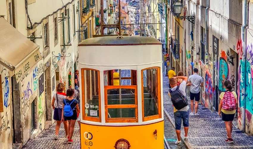 Viaje santuarios marianos (lisboa-madrid) desde León